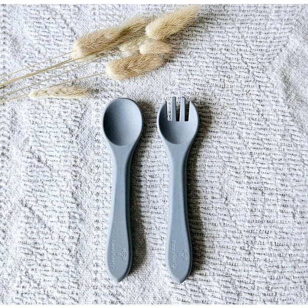 Cuillère et fourchette en silicone Bleu Gris RAMMELAARTJE